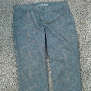 stretch jeans